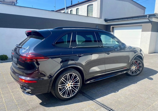 Porsche Cayenne cena 215200 przebieg: 166000, rok produkcji 2015 z Łódź małe 781